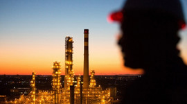 Brent petrol 55 dolara geriledi