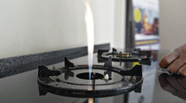 Suyu yaktı, hidrojenli kombiyi üretti!