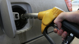 Benzinin litresi kaç lira oldu?