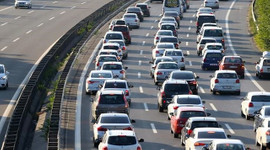 Türkiye'de yaklaşık 7 kişiye bir otomobil düşüyor