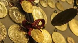 Altın tarihi zirvesinden döndü