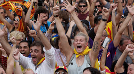 Katalonya bağımsızlığını ilan etti euro düştü!