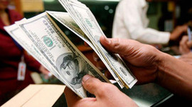 Euro ve altın rekor kırdı, dolar 3.90'ı gördü