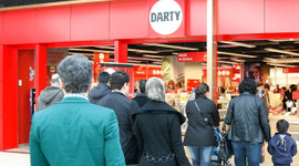 Darty'yi almak için üste para istedik!