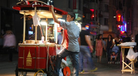 Seyyar kahvaltıcıların aylık kazançları 6 bin lirayı buluyor