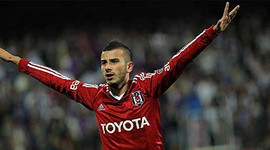 Derbi öncesi kızdıran twit!