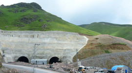 Eğribel Tüneli'nde çıkışa 140 metre kaldı