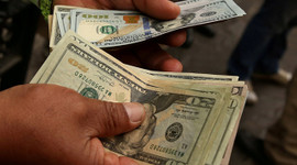 Dolar/TL, 4.93 seviyesinde