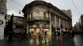 İstiklal'de dev satış