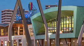 Forum İstanbul'da dövizle kira ödeyen esnaf, kepenk kapattı