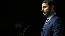 Bakan peşlerine düştü!