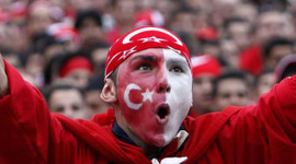 Fatih Terim'den milli sürpriz!