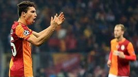 Telles Galatasaray'ı yaktı