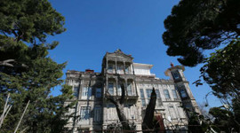 İcradan satılık 'Perili Köşk'