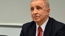 Galatasaray Kulübü Başkanı Ünal Aysal: Aday değilim!