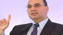 "Sırça köşklerden idare dönemi bitiyor"