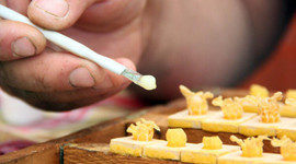 Servet değerinde! Arı sütünün kilosu 8 bin TL'den satılıyor