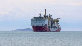 Bakan Dönmez: Fatih, Karadeniz'deki ilk sondajına Tuna-1 lokasyonunda başladı