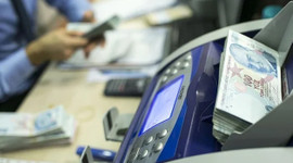 Evde bakım, yaşlı ve engelli aylıkları Kurban Bayramı'ndan önce yatırılacak