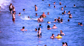 Antalya 15 günde 325 bin turist ağırladı