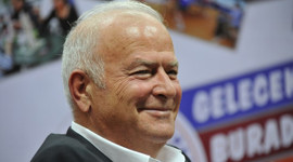 Şansal Büyüka canlı yayında fenalaştı!