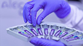 Koronavirüs aşısı kapış kapış satılıyor