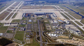 Berlin 9 yıl gecikmenin ardından yeni havalimanına kavuşuyor