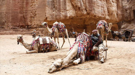 Covid-19 Arap dünyasında turizmi vurdu