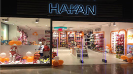 Hakan Çanta mağazaları 3'ledi!