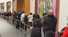 AVM'lerde 'Efsane Cuma' kalabalığı