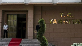 Yargıtay'dan emsal niteliğinde karar: Mesai arkadaşlarına ‘Allah kurtarsın’ diyene tazminat yok