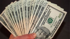 Dolar 1 buçuk ayın zirvesinde