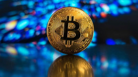Bitcoin zirveyi görüp düşüşe geçti