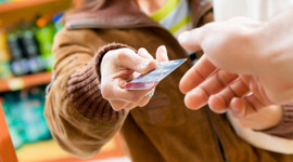 Hesap ücreti alınmayan kartlara iptal!