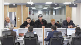 60 yaş ve üzeri ile hamile olan kamu çalışanları, izinli sayılmaya devam edilecek