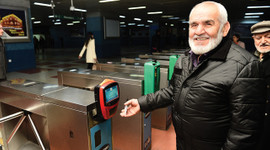 Emekliye ücretsiz ulaşım