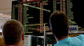 Atatürk Havalimanı'nda kaos sürüyor