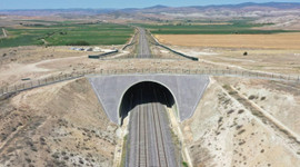 YHT hattına dünyada ilk demir yolu ekolojik köprüsü yapıldı