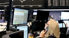 Küresel piyasalar yeni haftaya karışık seyirle başladı