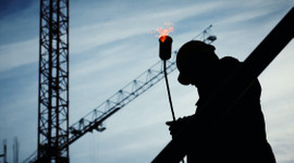 Reel Kesim Güven Endeksi 2,4 puan azalarak 97,9'a geriledi