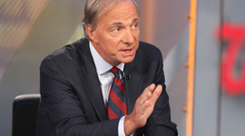 Ünlü milyarder uyardı: ABD büyük bir borç krizinin başında