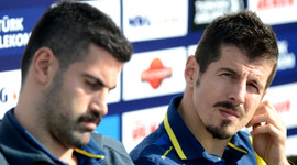 Volkan Demirel ve Emre Belözoğlu kadroda yok...