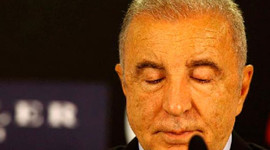 Aysal'ı ağlattılar