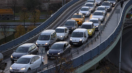 Trafiğe kayıtlı araç sayısı 28 milyona yaklaştı
