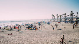 Turistler artık Türkiye'de daha fazla para harcıyor: Günde 67'den 100 dolara çıktı