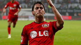 Hakan Çalhanoğlu ağır hakarete maruz kaldı!