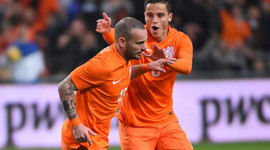 Sneijder taraftara kızdı: Aptallar...