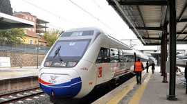 Öğretmenlere trenlerde yüzde 50 indirim