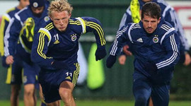 F.Bahçe'den Kuyt ve Emre kararı