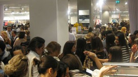 Çaydanlık için 4 saat kuyruk!